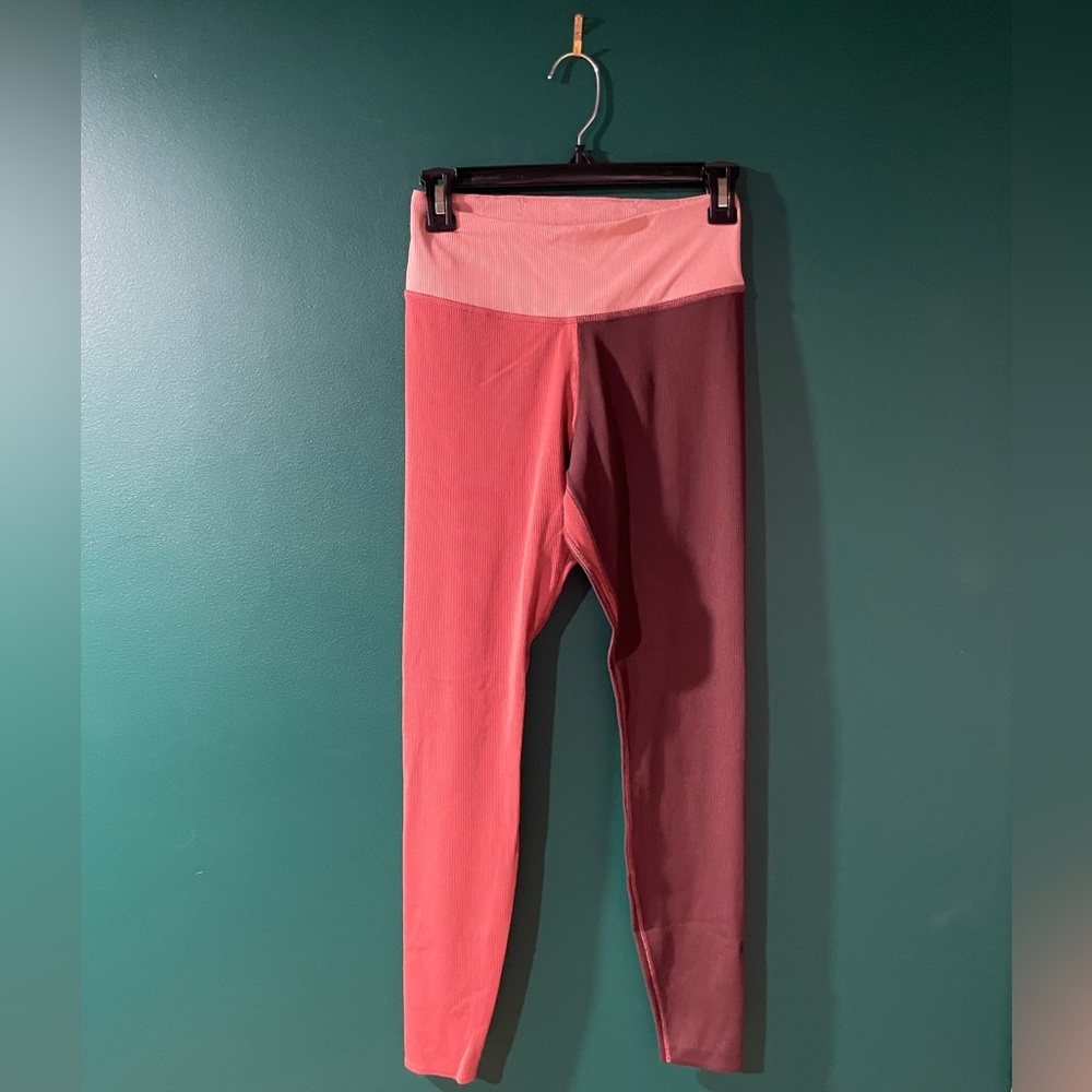 Nike Dri-Fit Split-Dye leggings